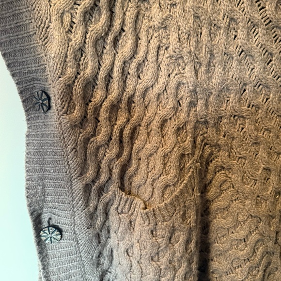 Anthropology Angel of the North Brown Cable Knit Sweater M/L - Picture 3 of 10